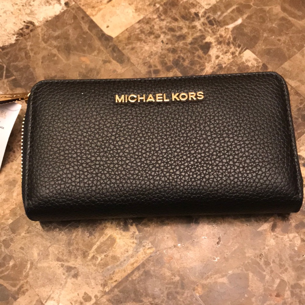 NWT Michael Kors mini Continental Wallet